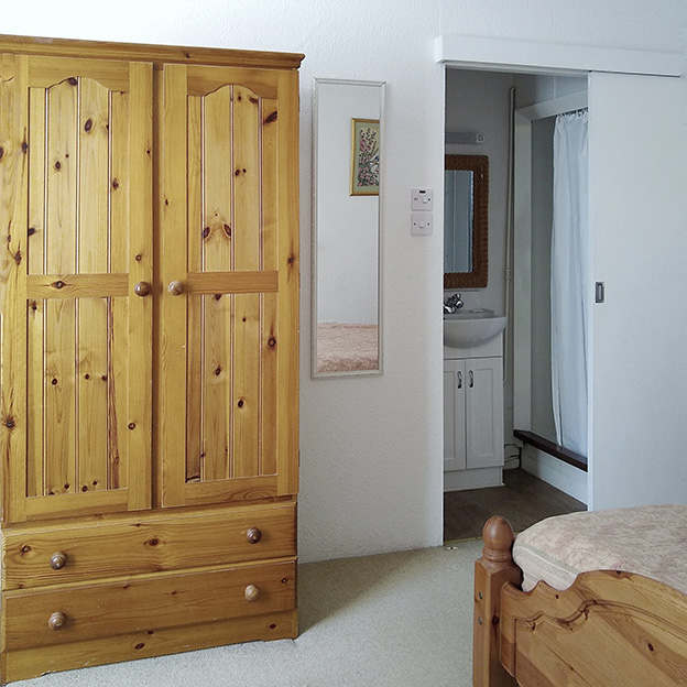 Double ensuite bedroom